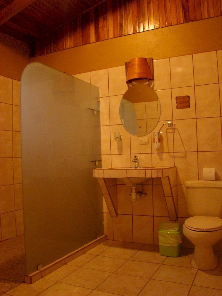 Monteverde Rustic Lodge