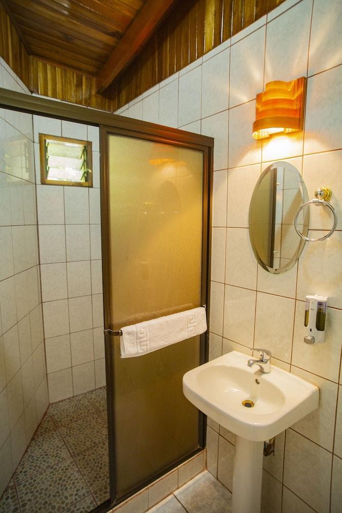 Monteverde Rustic Lodge
