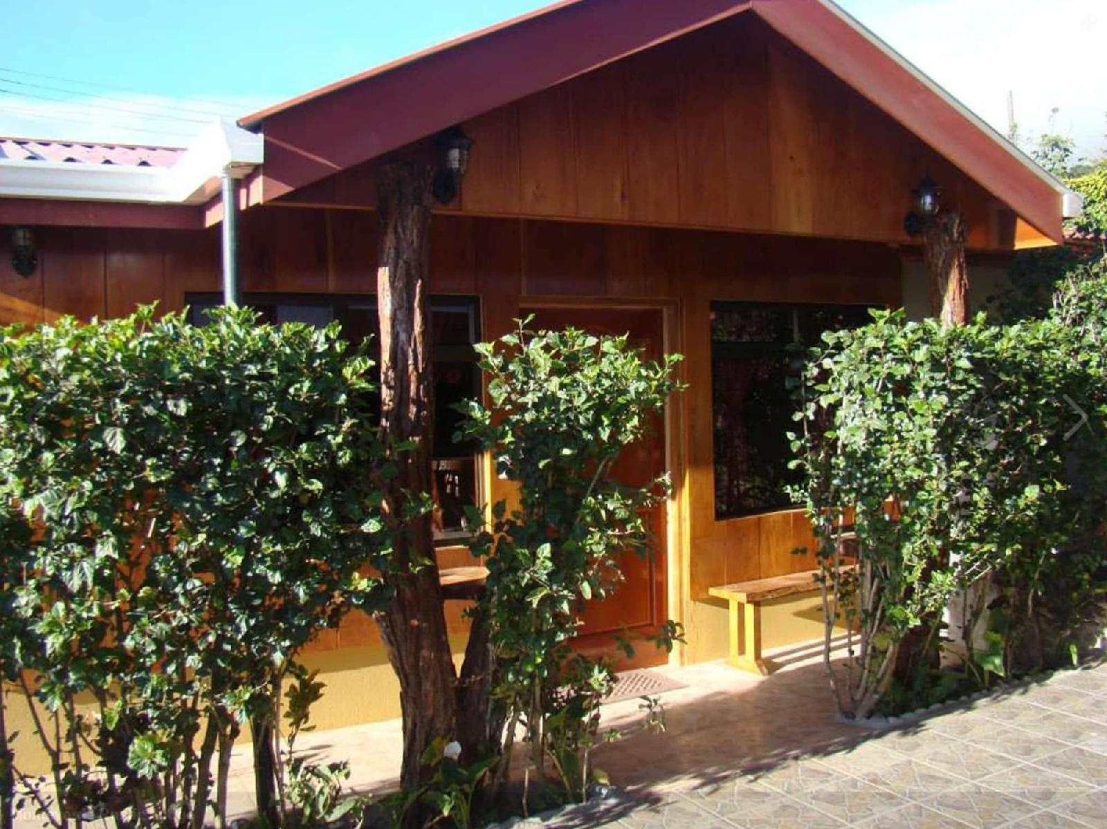 Monteverde Rustic Lodge