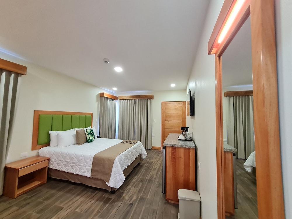 Monteverde Rustic Lodge
