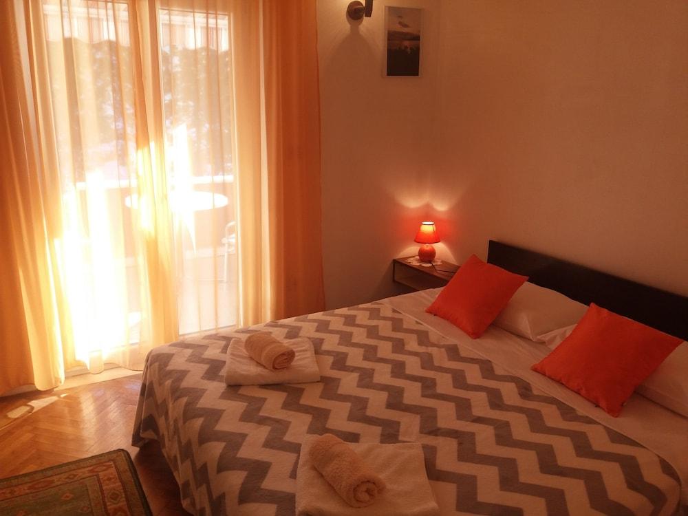Blaga Rooms