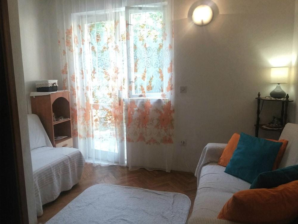 Blaga Rooms