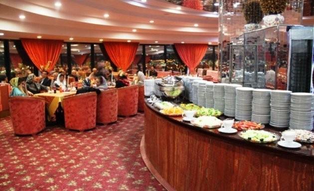 Tabriz El-Goli Pars Hotel