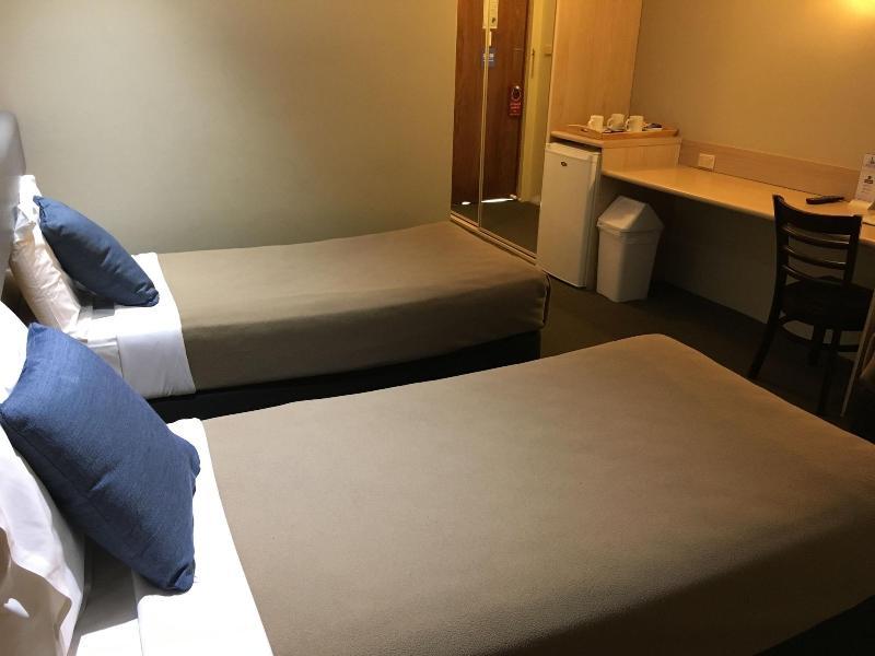 Lakeview Hotel Motel