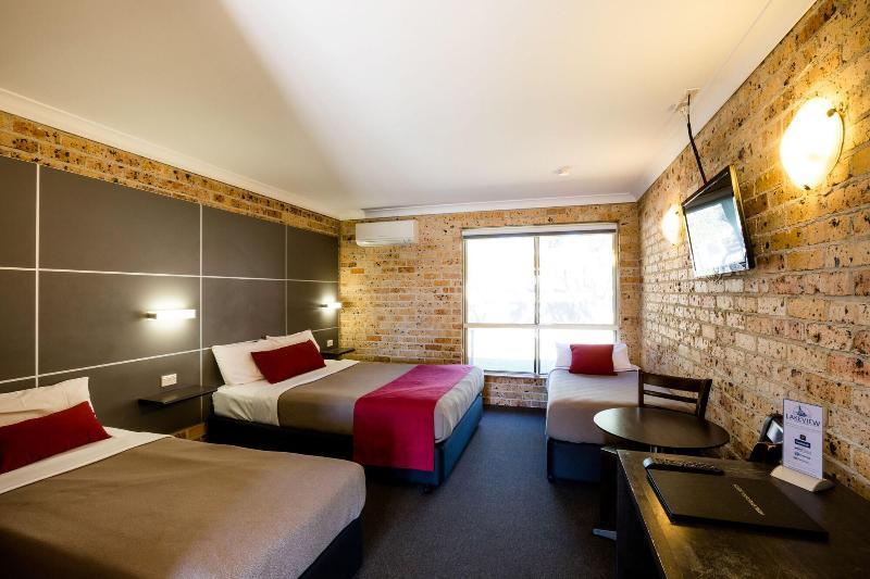 Lakeview Hotel Motel