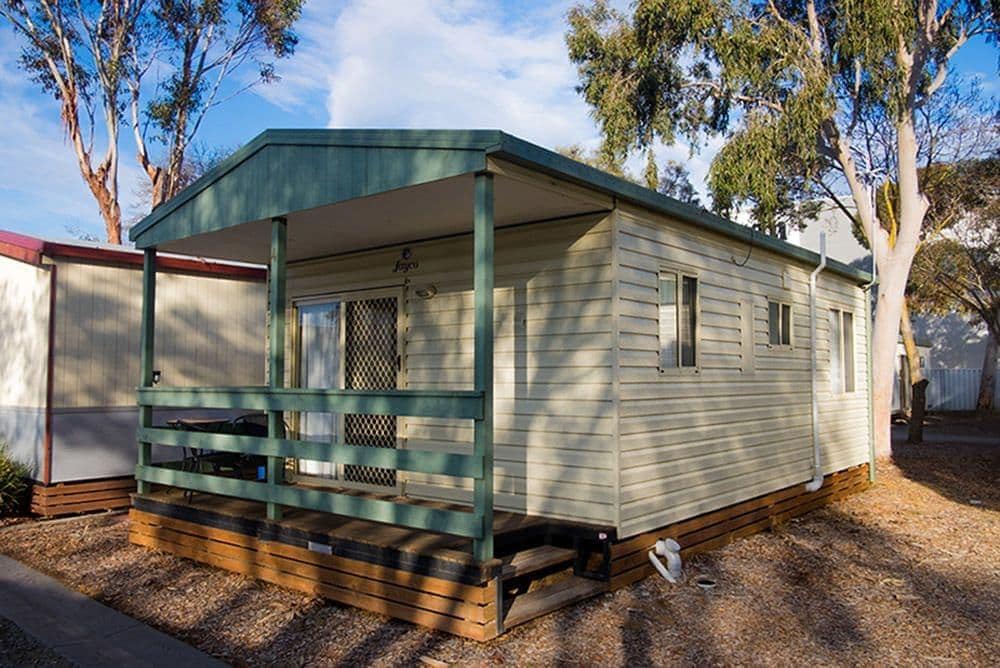 Riverside Cabin Park