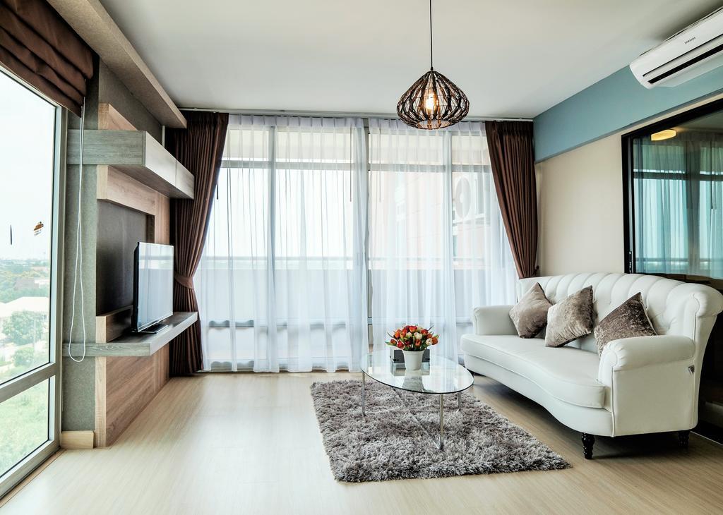 Hillry Residence