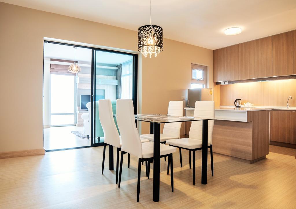 Hillry Residence