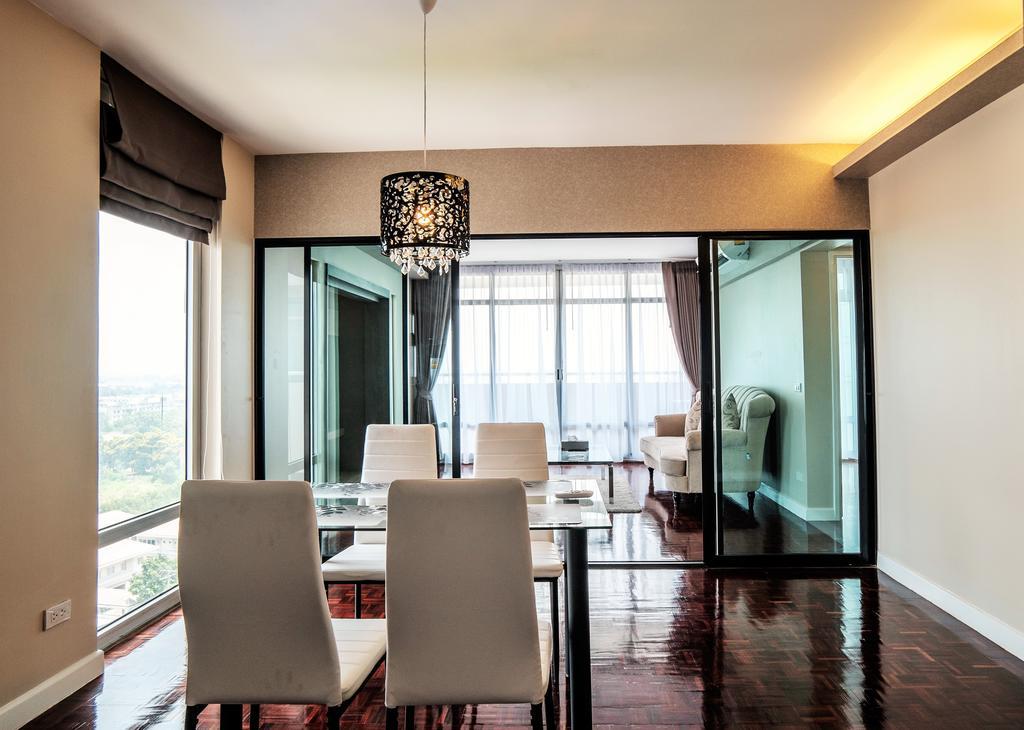 Hillry Residence
