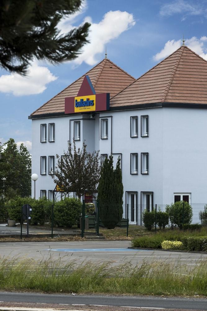 Hotel initial St-Quentin / Gauchy by balladins