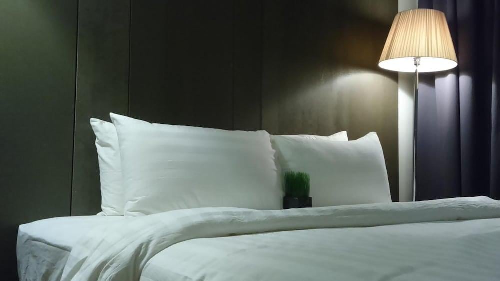 T+ Hotel Butterworth
