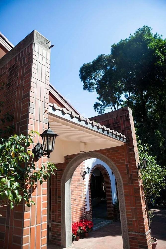 Wulai Town House (Wulai Spring Resort)