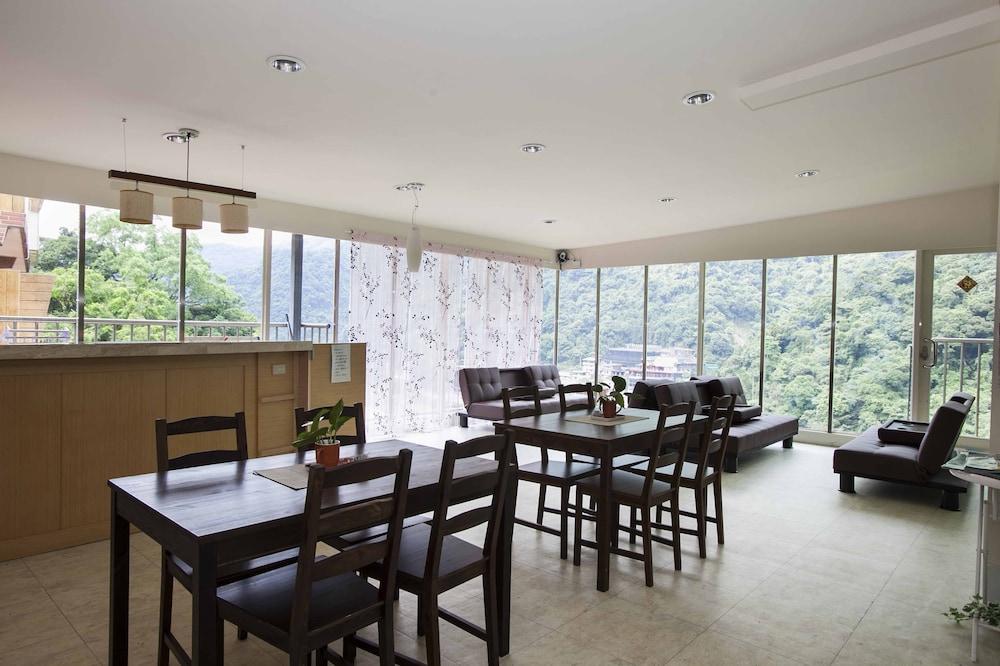 Wulai Town House (Wulai Spring Resort)