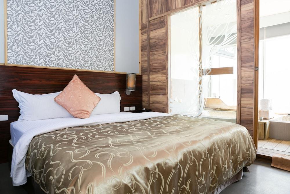 Grand Orchid Villa Resort