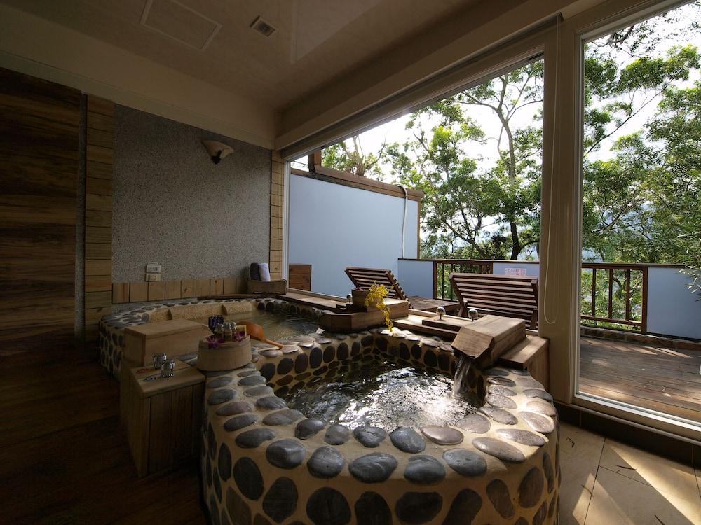 Grand Orchid Villa Resort