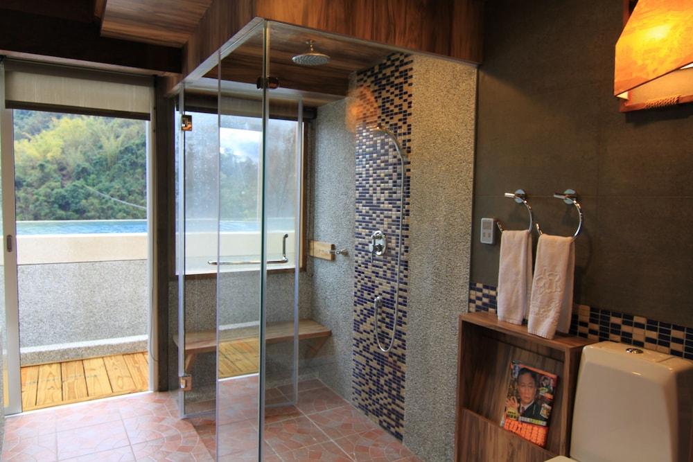 Grand Orchid Villa Resort