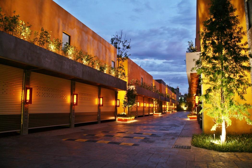 Han Guan Motel