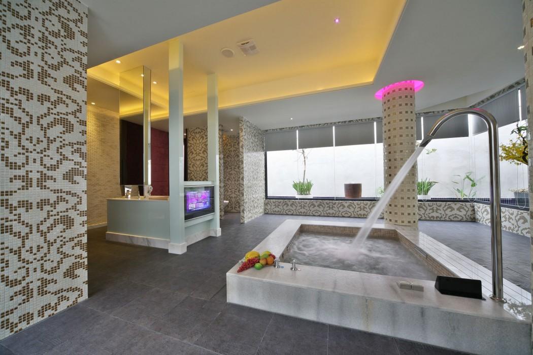 Han Guan Motel