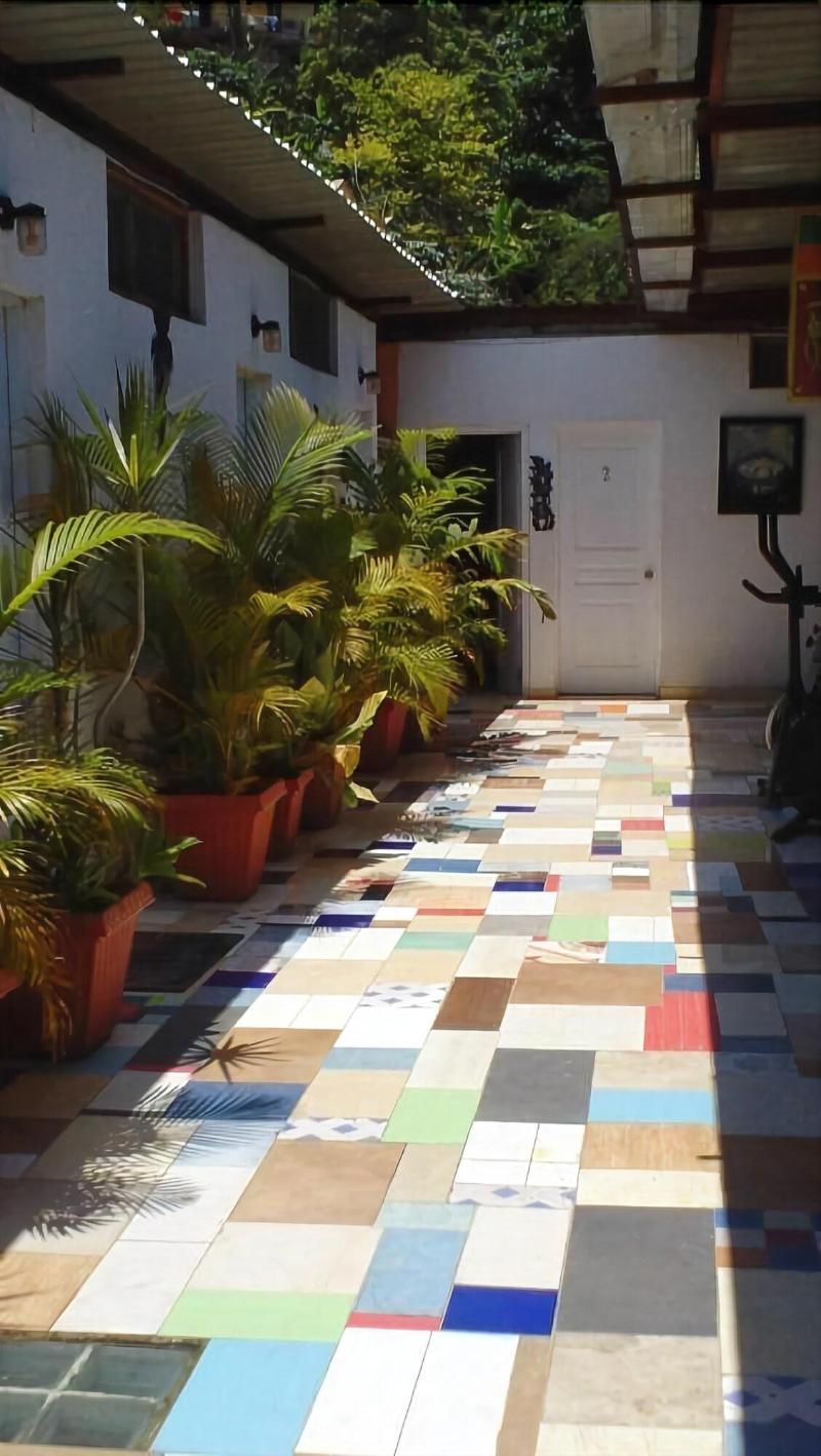 Tropical Bed & Breakfast