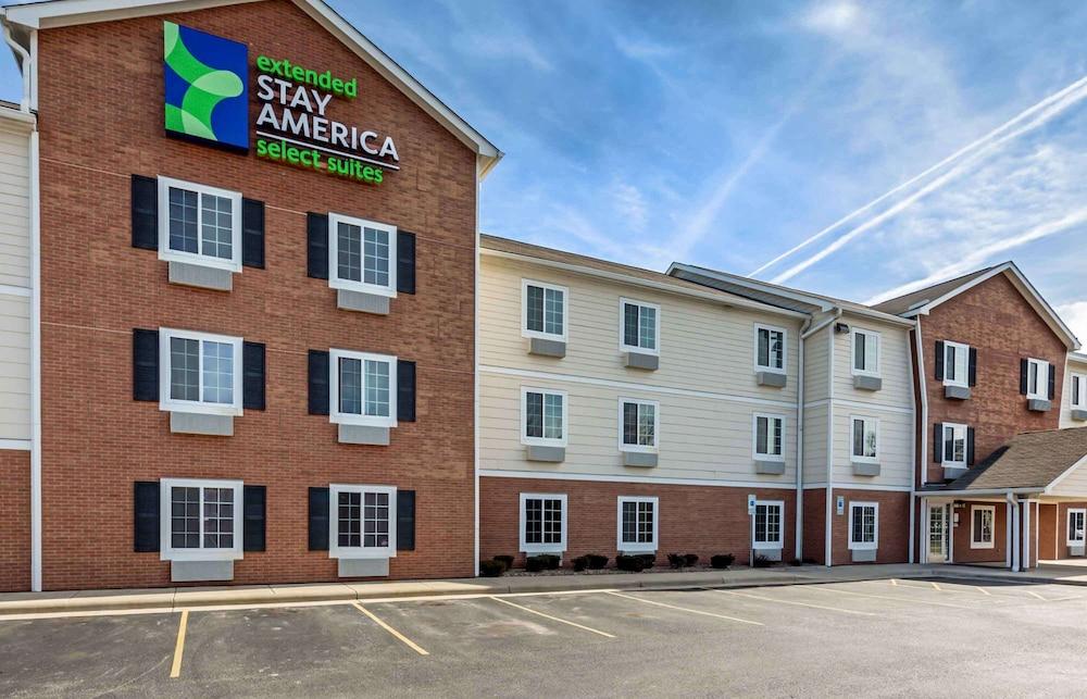 WoodSpring Suites Cleveland Mentor