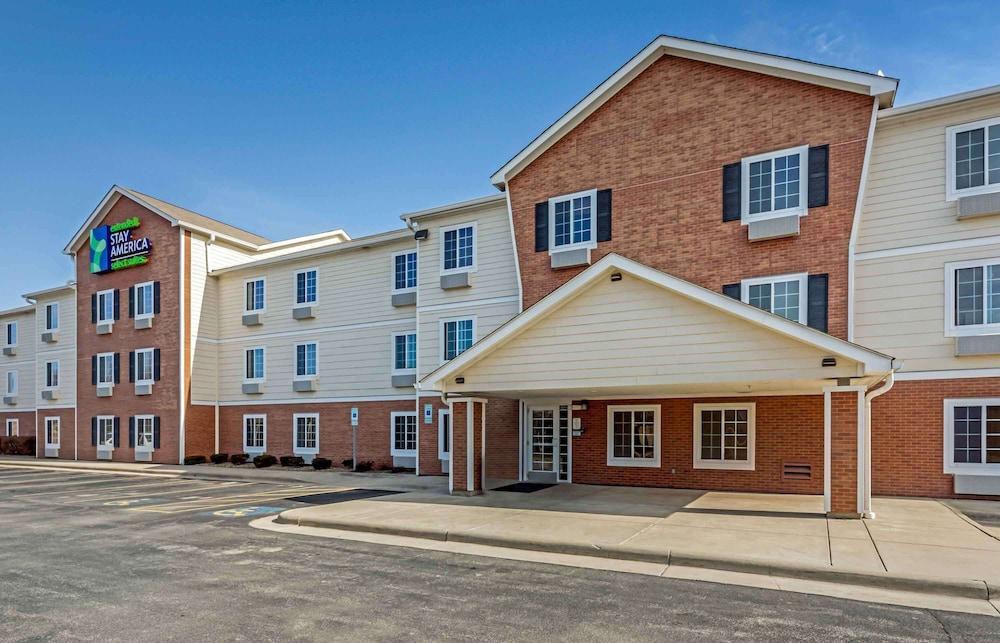 WoodSpring Suites Cleveland Mentor