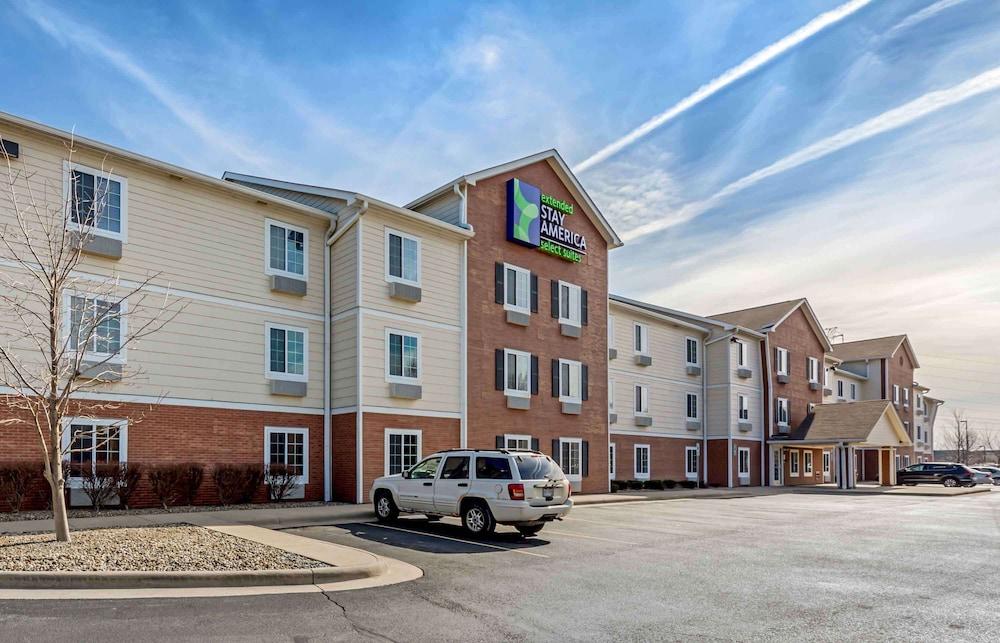 WoodSpring Suites Cleveland Mentor