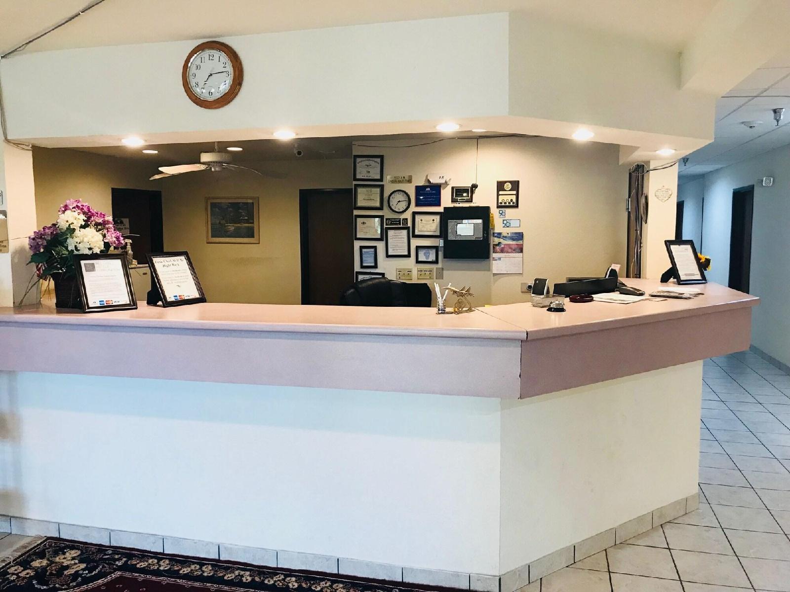 Americas Best Value Inn and Suites