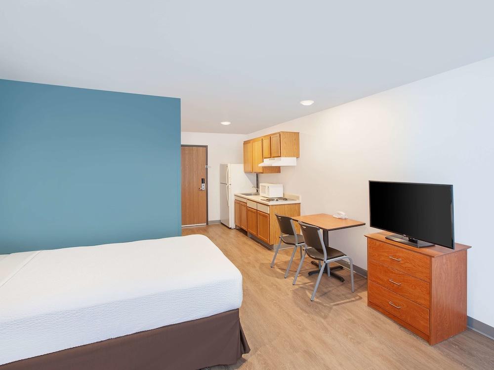 Value Place Pharr