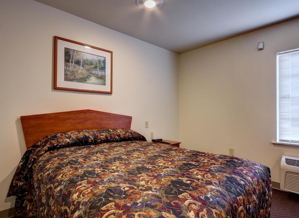 Value Place Pharr