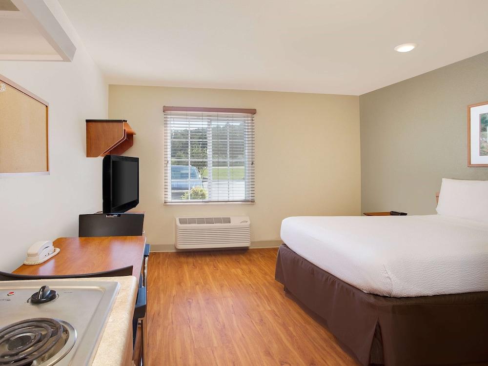 WoodSpring Suites Birmingham South