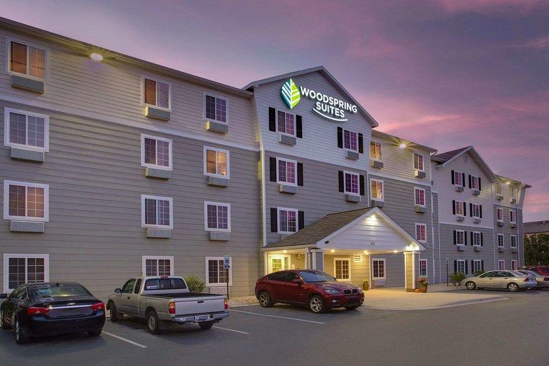 WoodSpring Suites Birmingham South