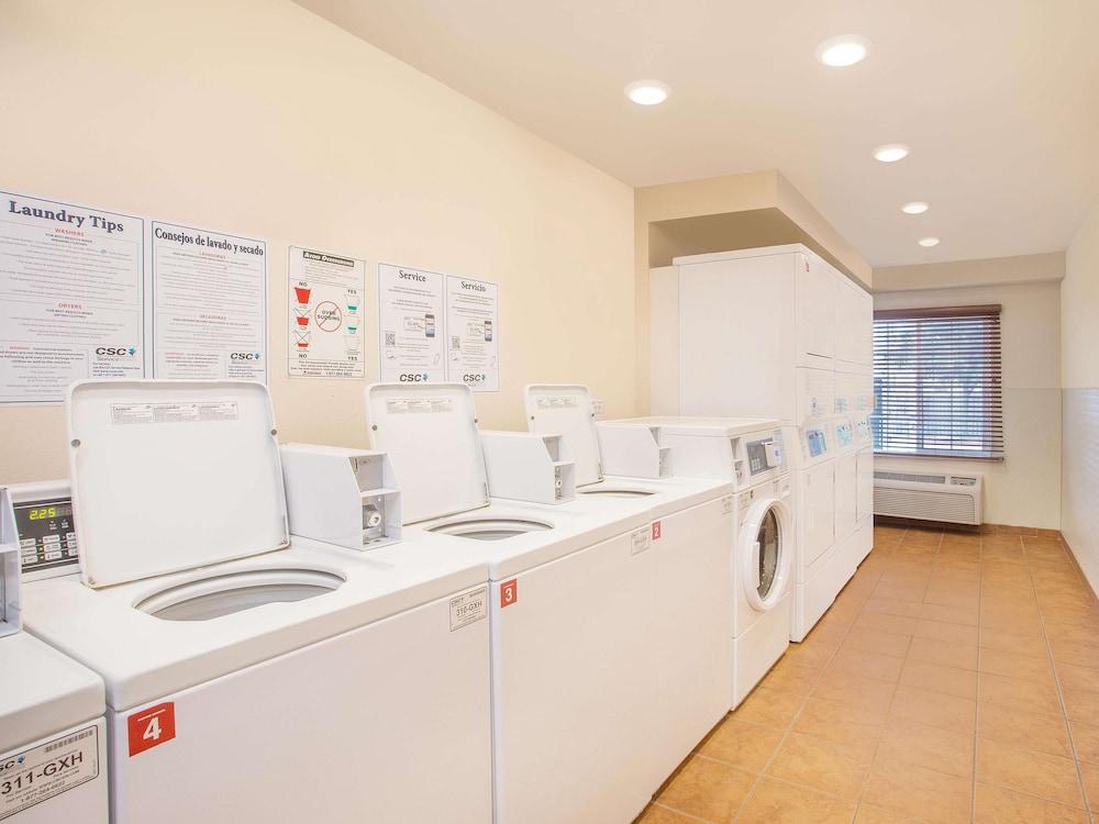 WoodSpring Suites Birmingham South