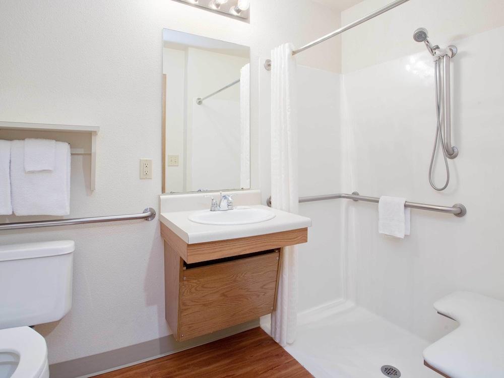 Woodspring Suites Birmingham Bessemer