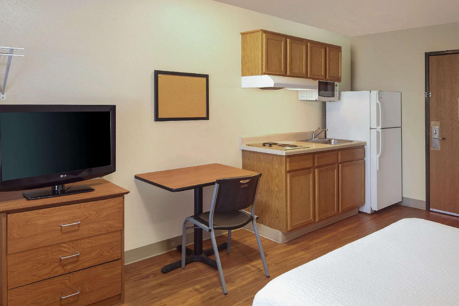 WoodSpring Suites Jackson South