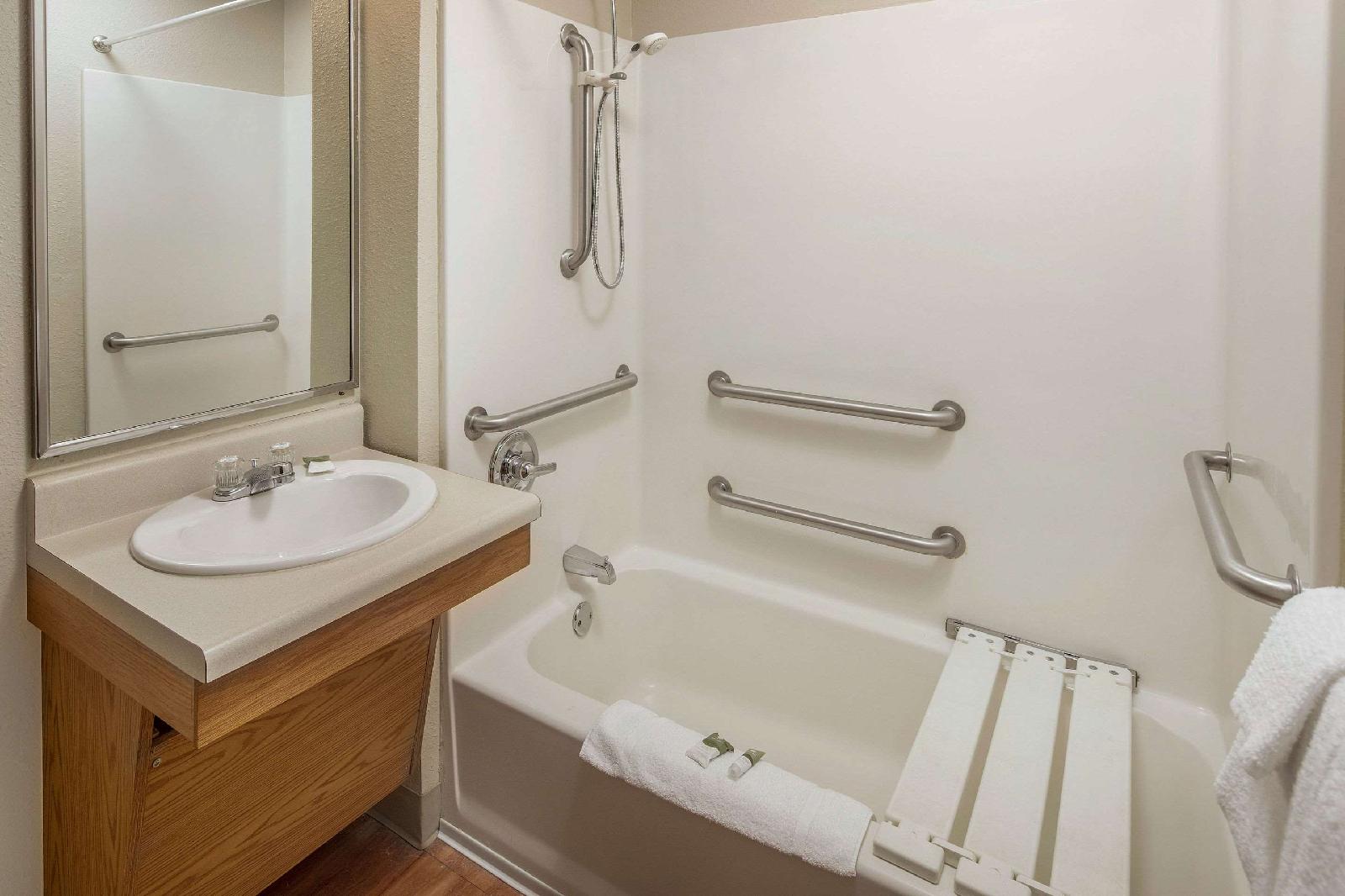 WoodSpring Suites Jackson South