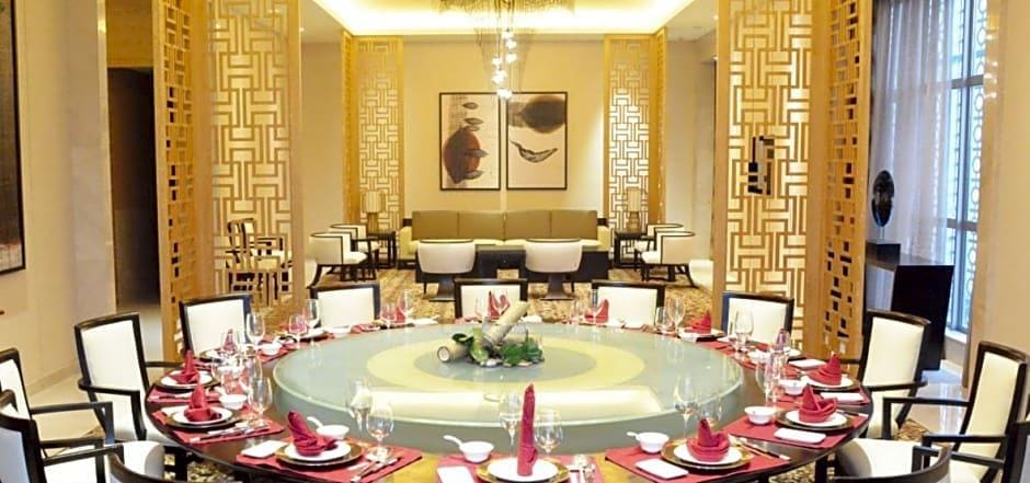 Days Hotel & Suites Liangping