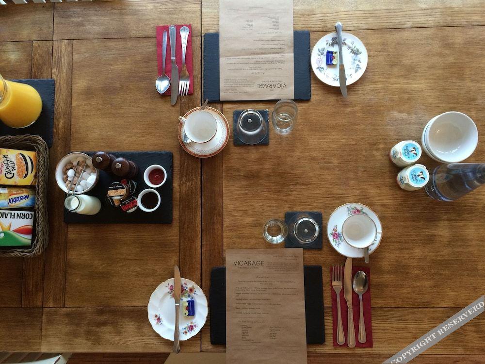 The Vicarage Freehouse & Rooms