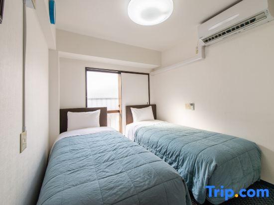 Business Inn Sennichimae Hotel