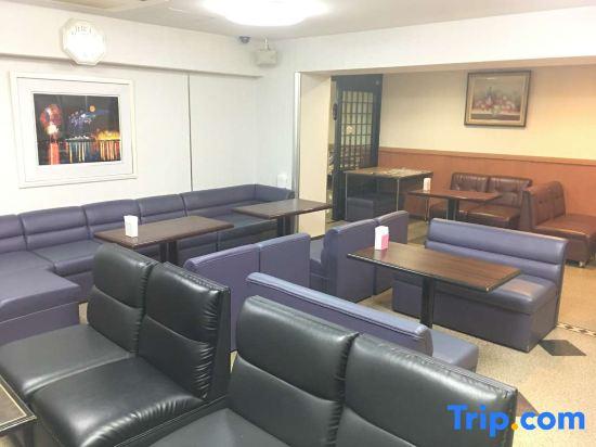 Business Inn Sennichimae Hotel