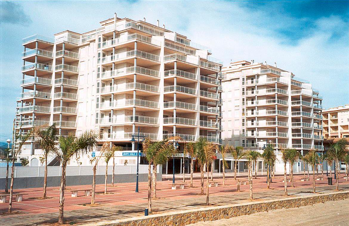 Apartamentos Argenta/Caleta 3000
