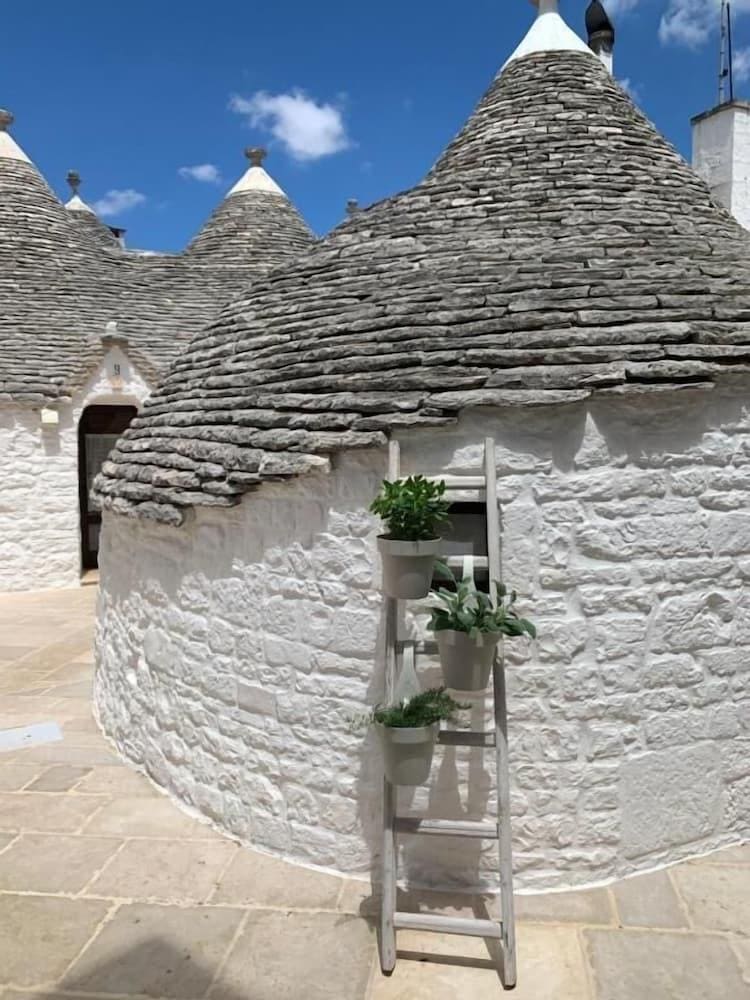 Trulli Piazza Roma