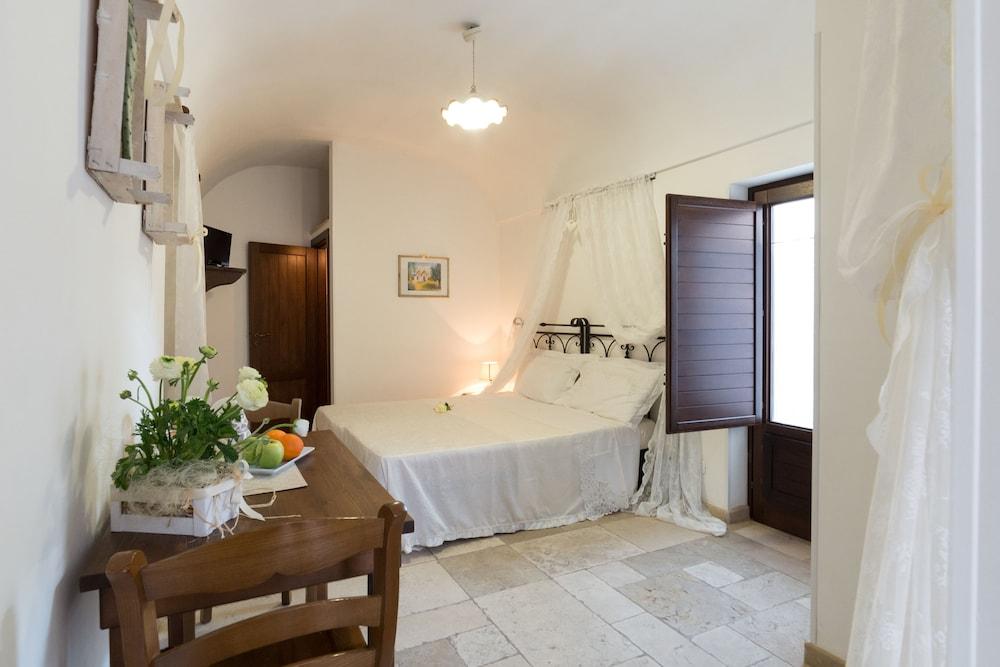 Trulli Piazza Roma