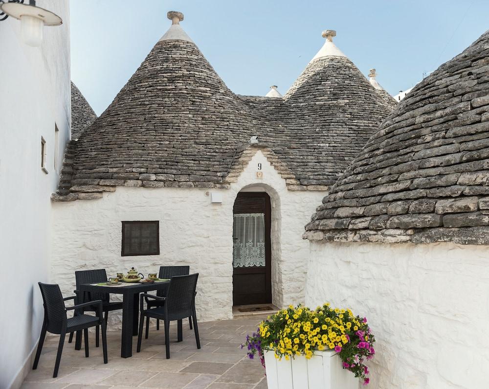 Trulli Piazza Roma