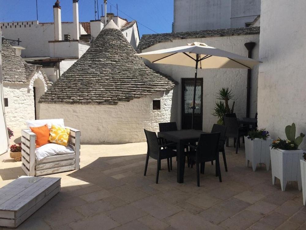 Trulli Piazza Roma