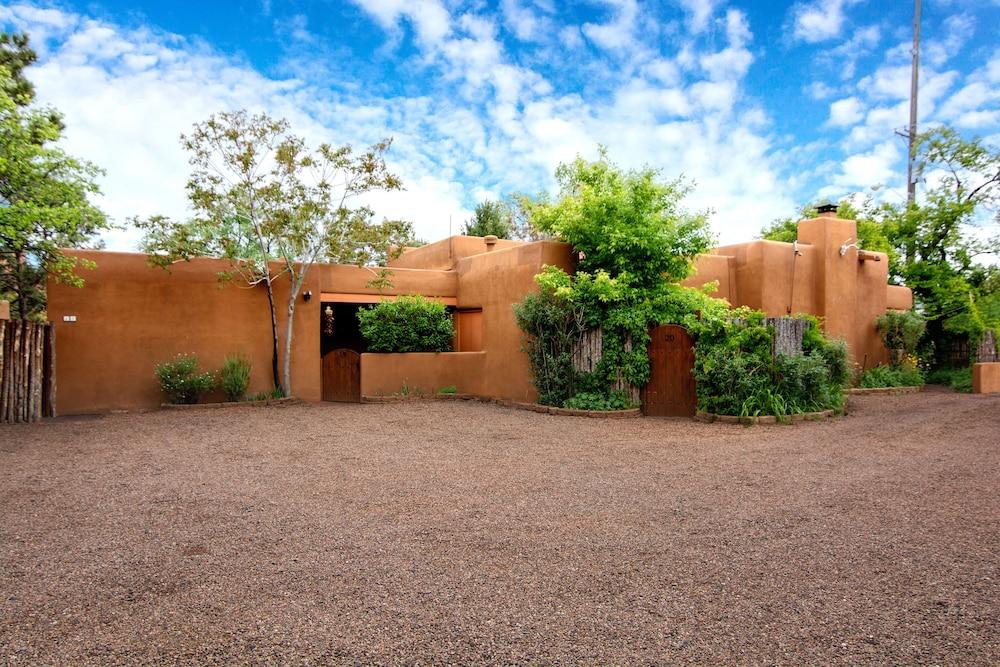 Santa Fe Motel and Inn