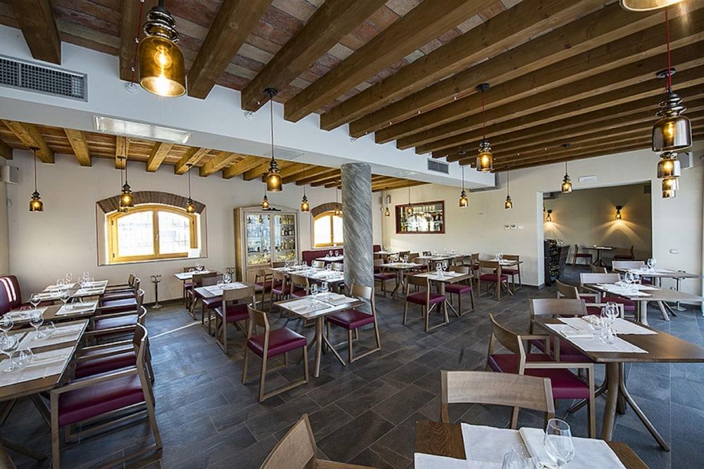 Hotel Sesmones