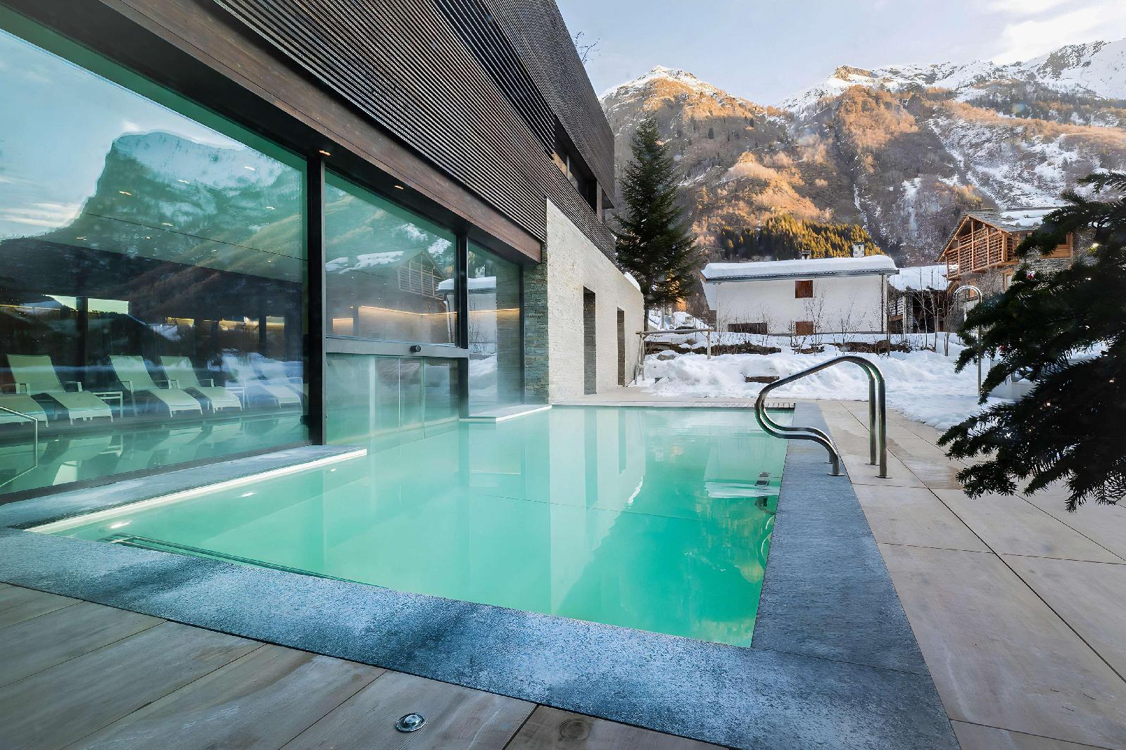 NH Collection Alagna Mirtillo Rosso