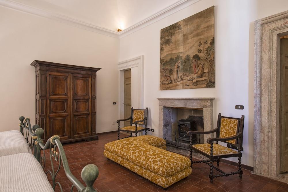 Residenza Principi Ruspoli