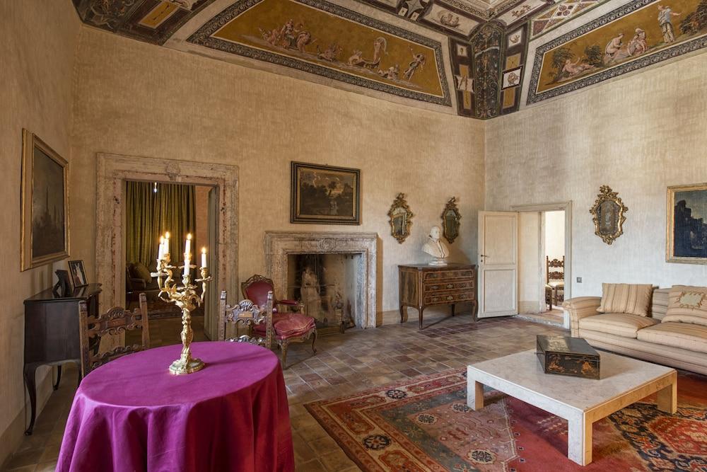 Residenza Principi Ruspoli