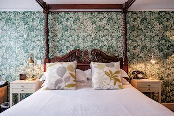 The Bull Hotel